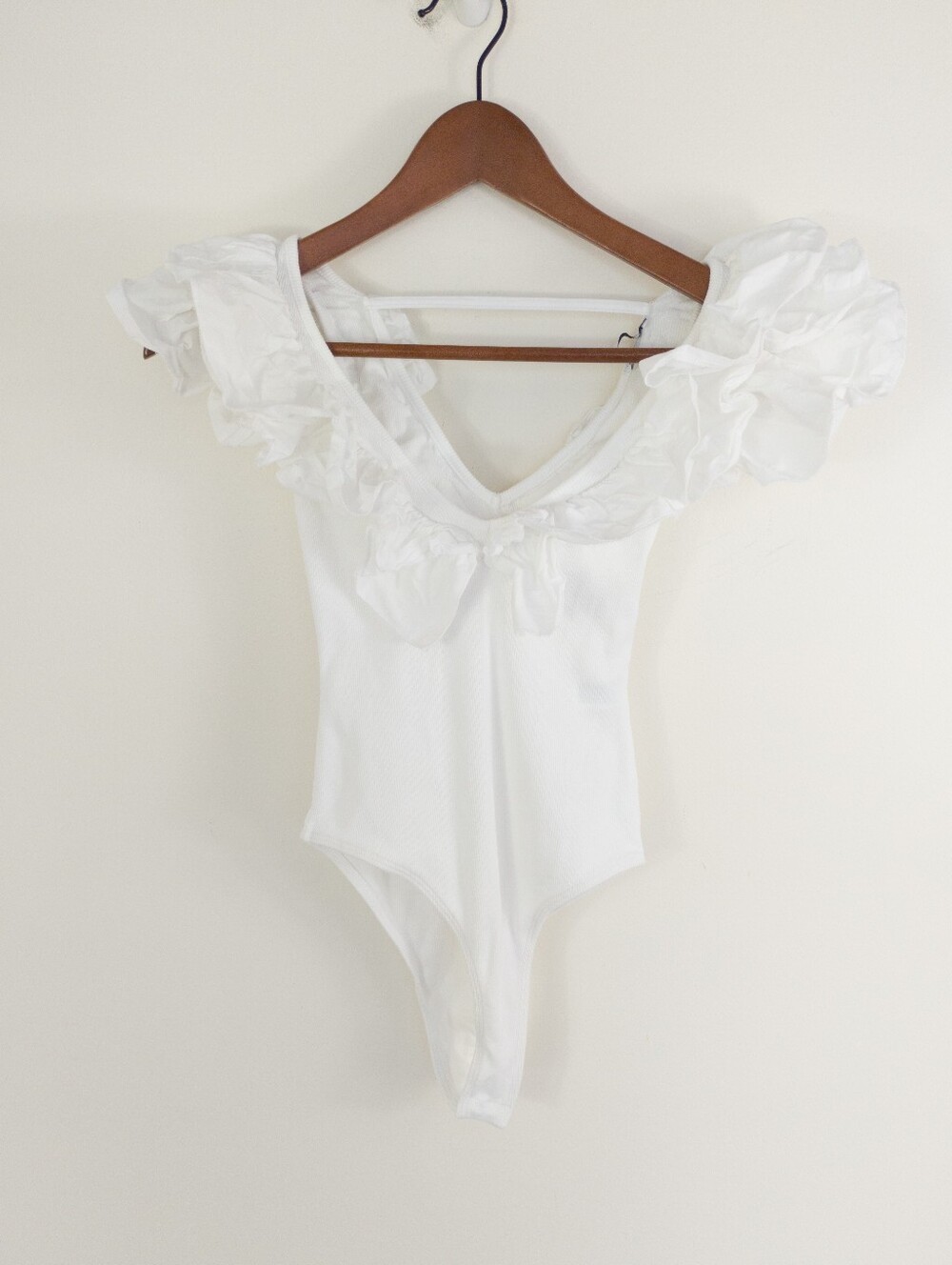 Zara Ruffled Bodysuit Size Medium - Picture 2 of 8